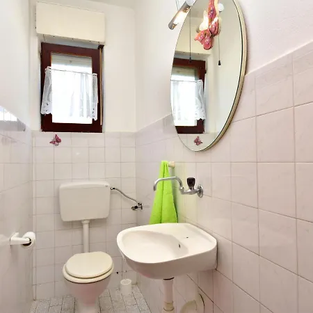 Lidija By Interhome Daire Vir