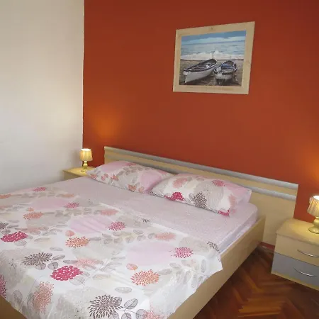 Lidija By Interhome Вир